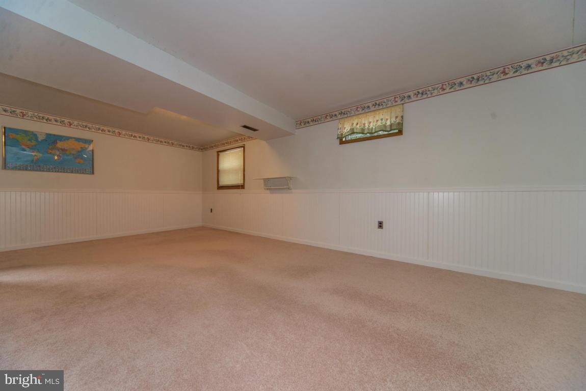 422 Delp Road Lancaster, PA 17601 - Photo 17 of 25 Gallery Image 17