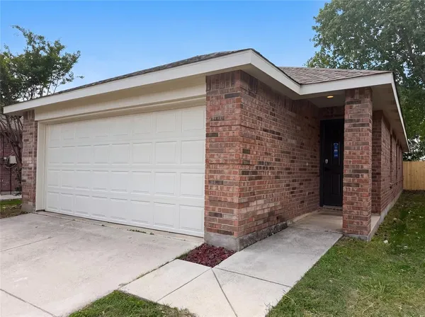 $302,000 | 8849 Sun Haven Way, Fort Worth, TX 76244