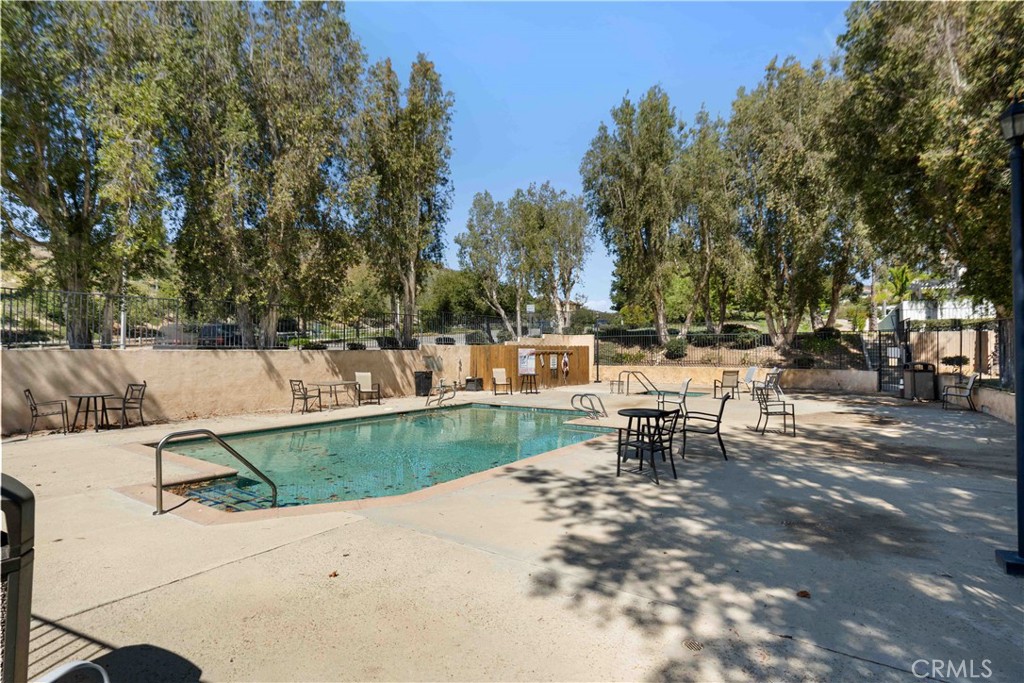 2762 Erringer Road, Unit 15 Simi Valley, CA 93065 - Photo 29 of 32 Gallery Image 29