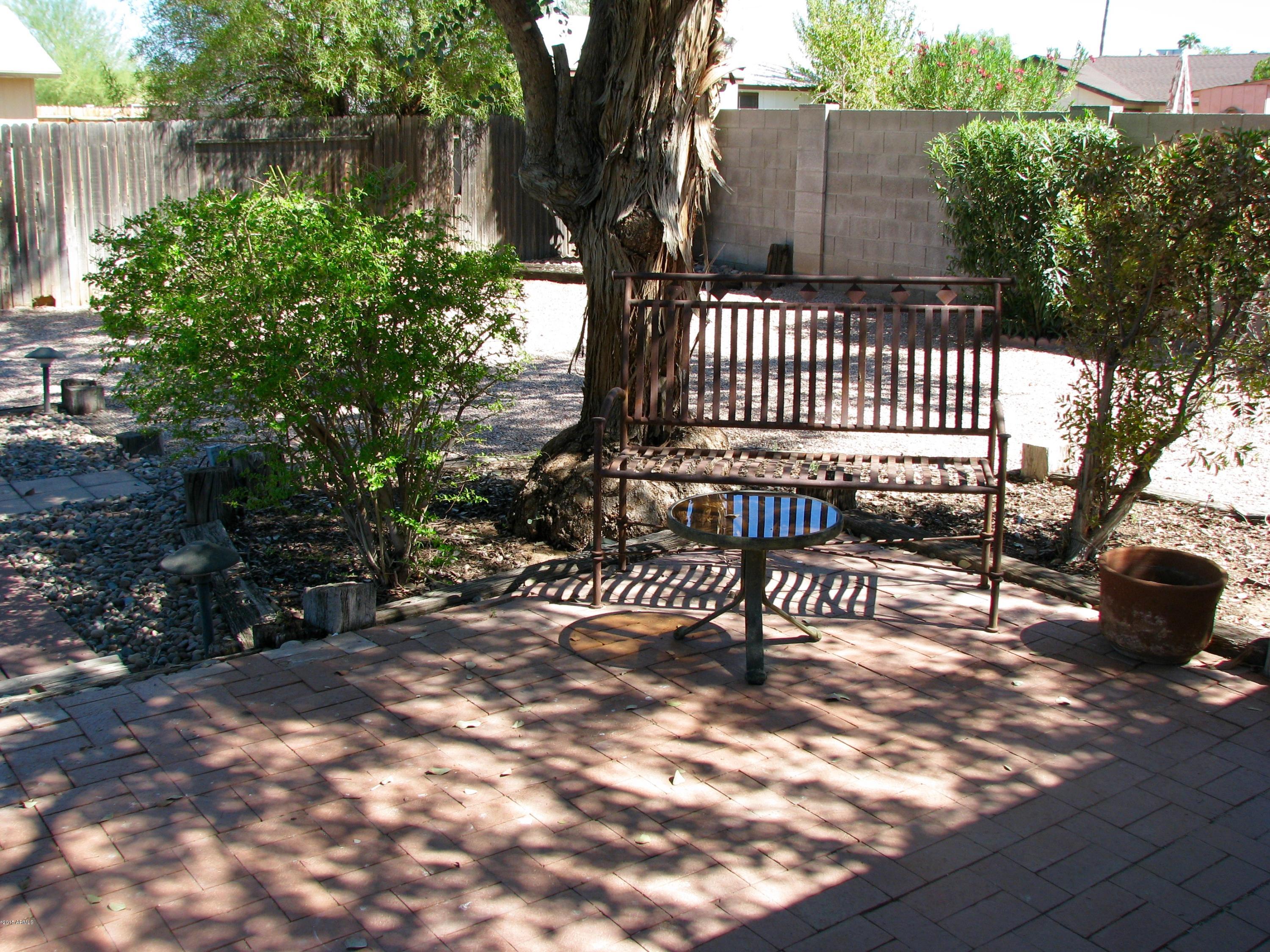 7208 West Hatcher Road Peoria, AZ 85345 - Photo 12 of 27 IMG_4139