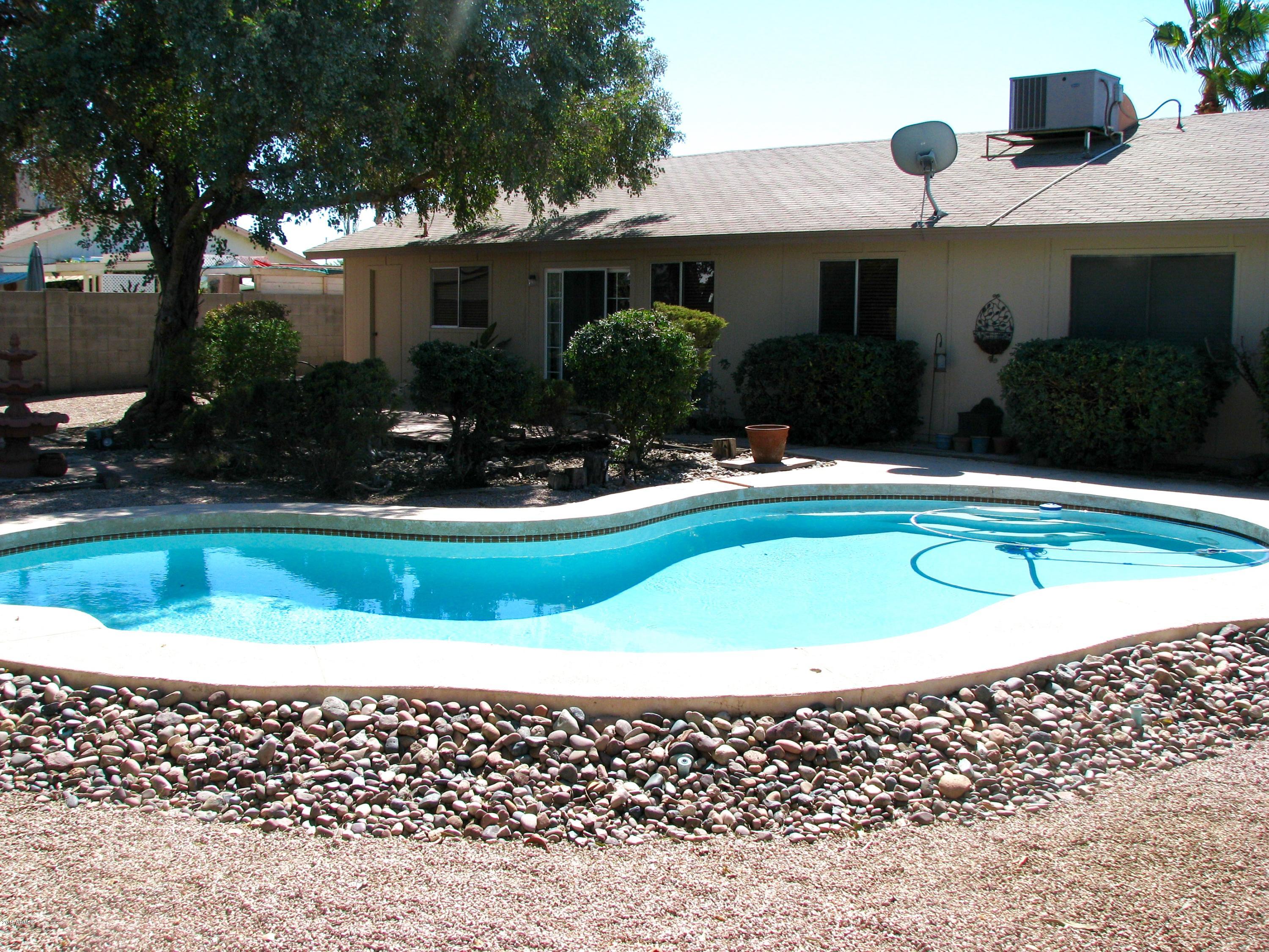 7208 West Hatcher Road Peoria, AZ 85345 - Photo 14 of 27 IMG_4143