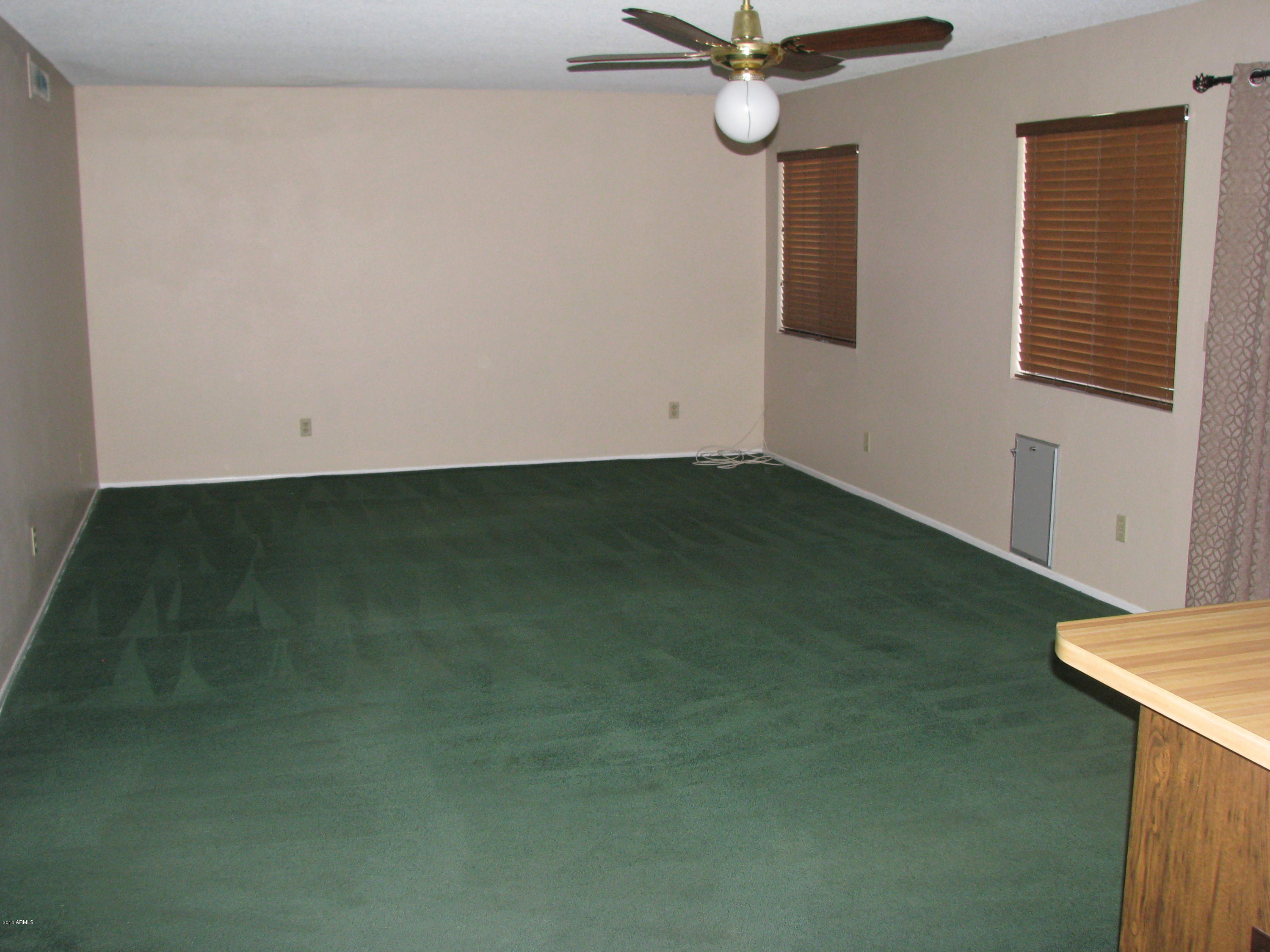7208 West Hatcher Road Peoria, AZ 85345 - Photo 5 of 27 IMG_4122