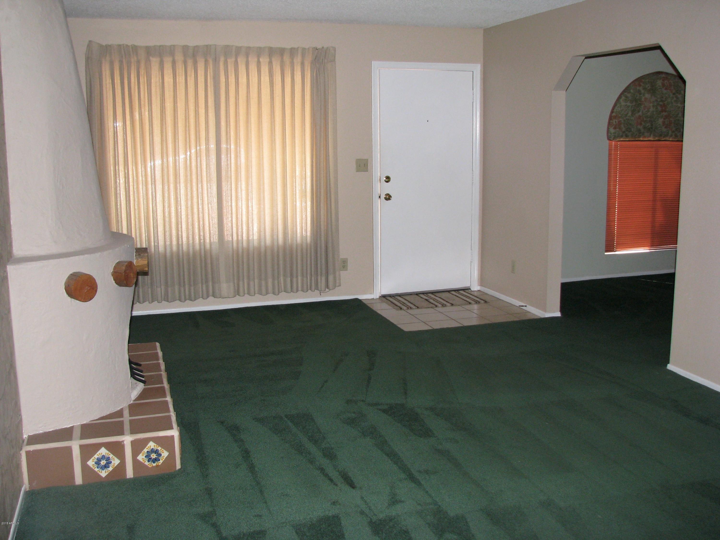 7208 West Hatcher Road Peoria, AZ 85345 - Photo 6 of 27 IMG_4163