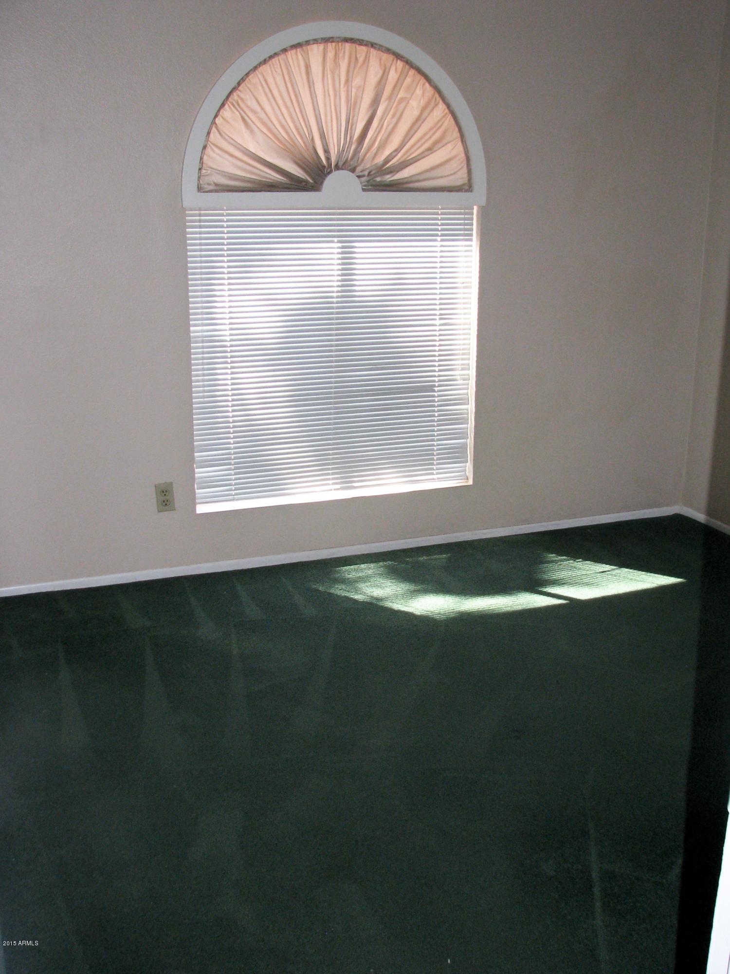 7208 West Hatcher Road Peoria, AZ 85345 - Photo 9 of 27 IMG_4128