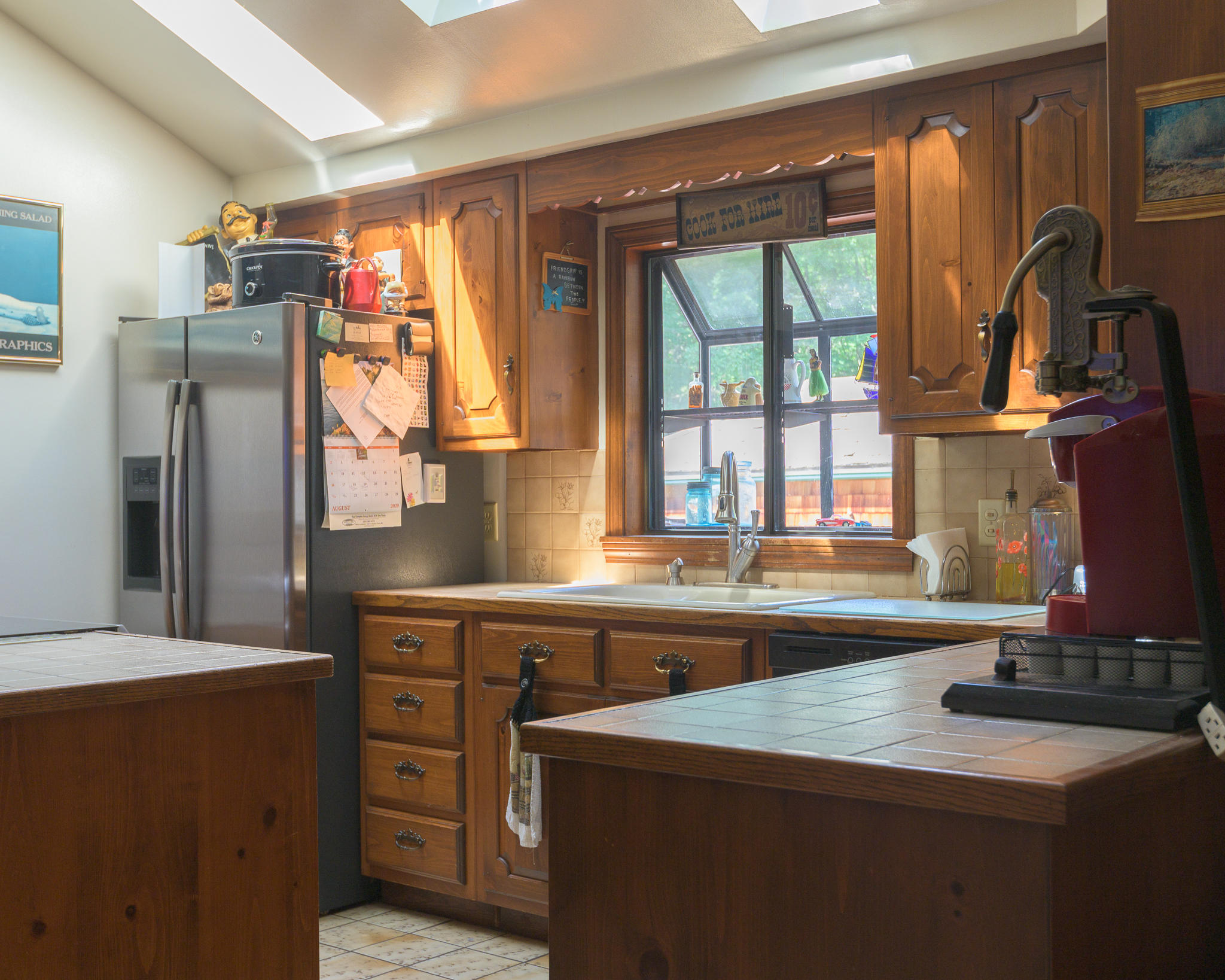 1 Wolf Creek Road York, ME 03902 - Photo 11 of 38 Kitchen with solarium
