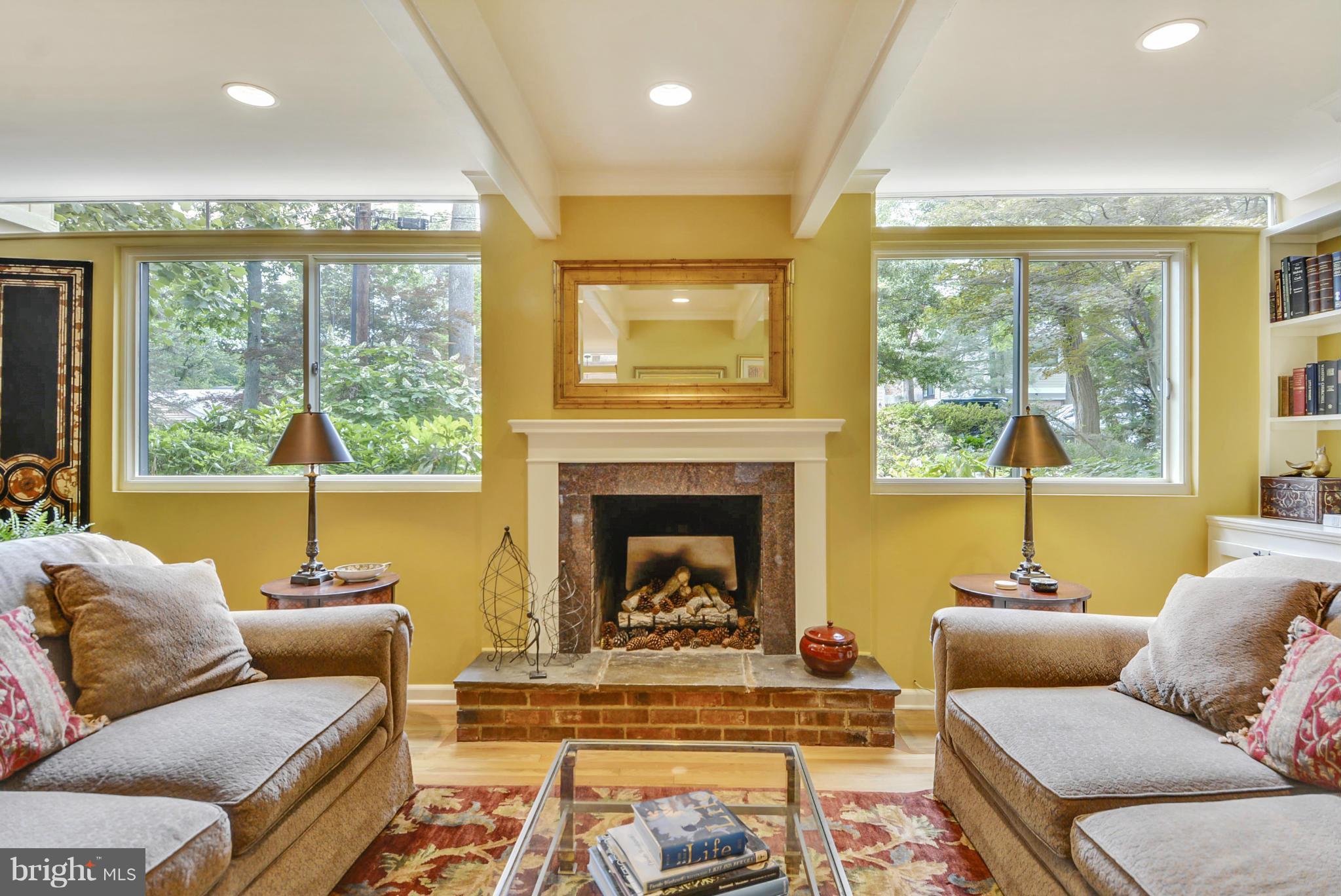 6102 Namakagan Road Bethesda, MD 20816 - Photo 12 of 30 Living Room
