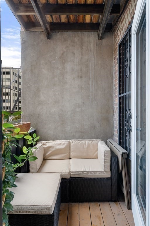 9 Hancock Street, Unit 4 Boston, MA 02114 - Photo 9 of 10