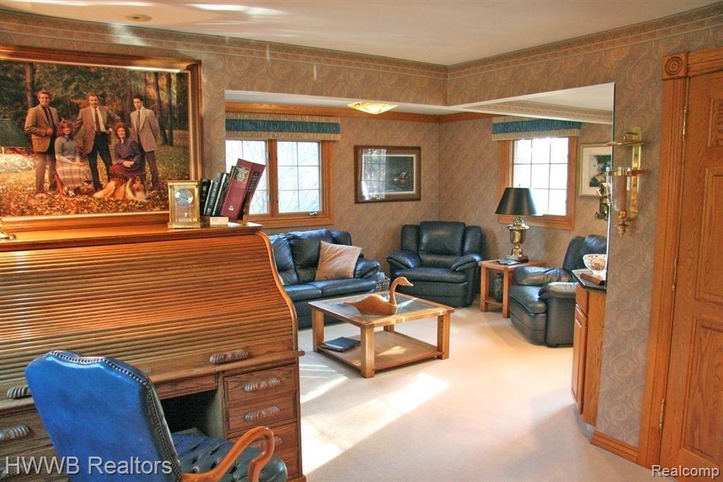 32023 Mountain View Road Franklin, MI 48025 - Photo 14 of 25 Family Room .JPG