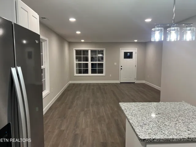 $1,300 | 317 Storie Avenue, Crossville, TN 38555