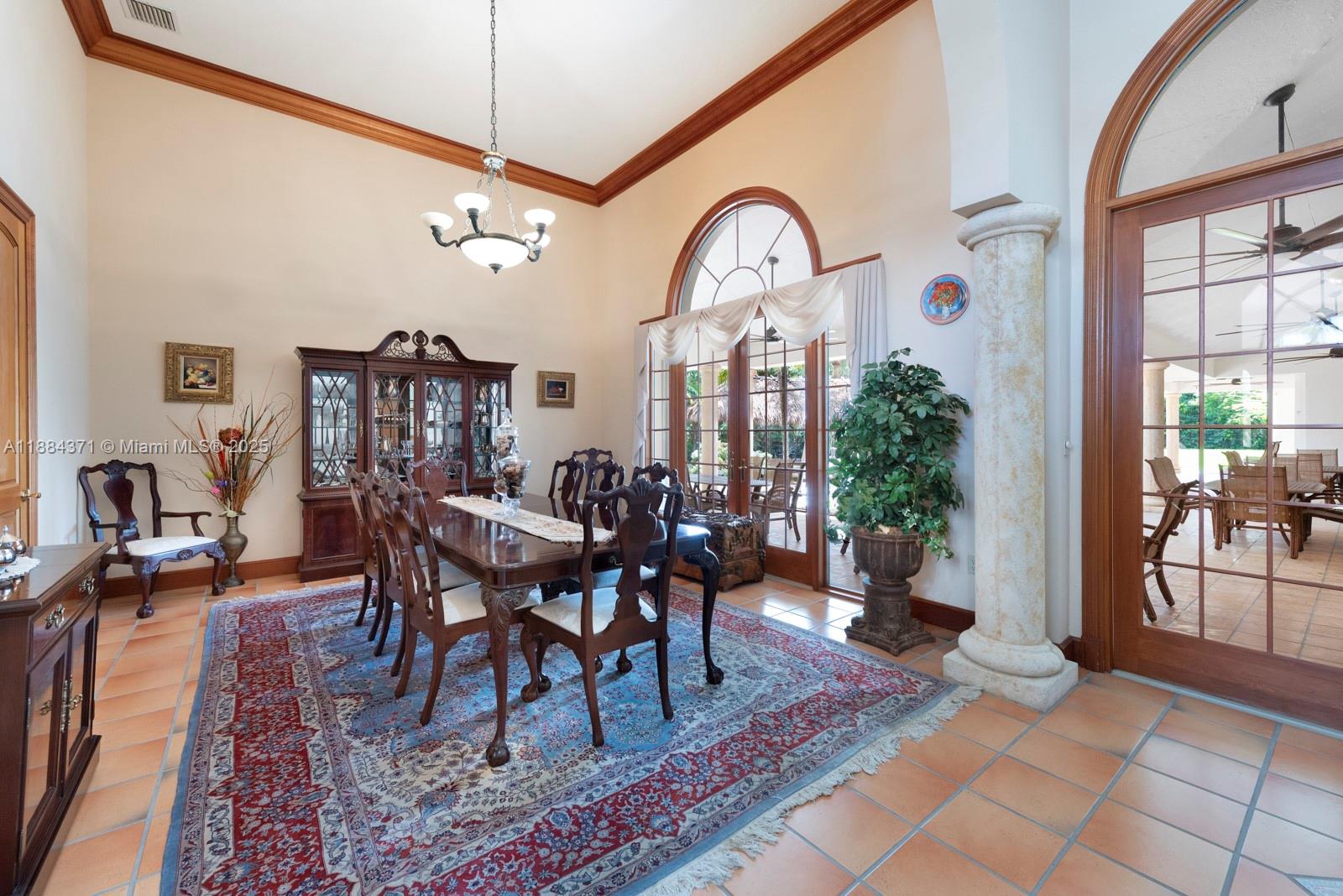 9360 Southwest 66th Street Miami, FL 33173 - Photo 15 of 64