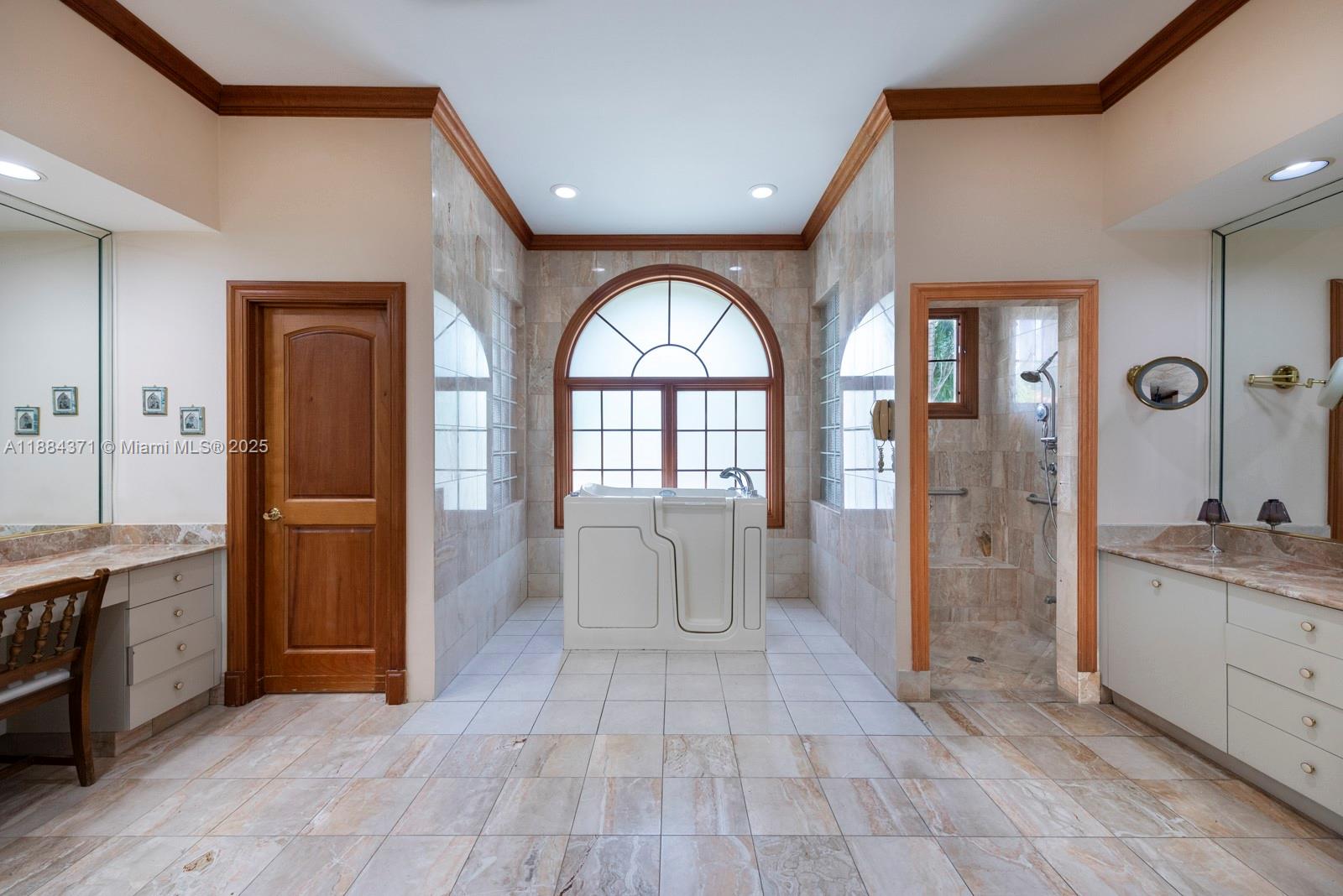 9360 Southwest 66th Street Miami, FL 33173 - Photo 25 of 64