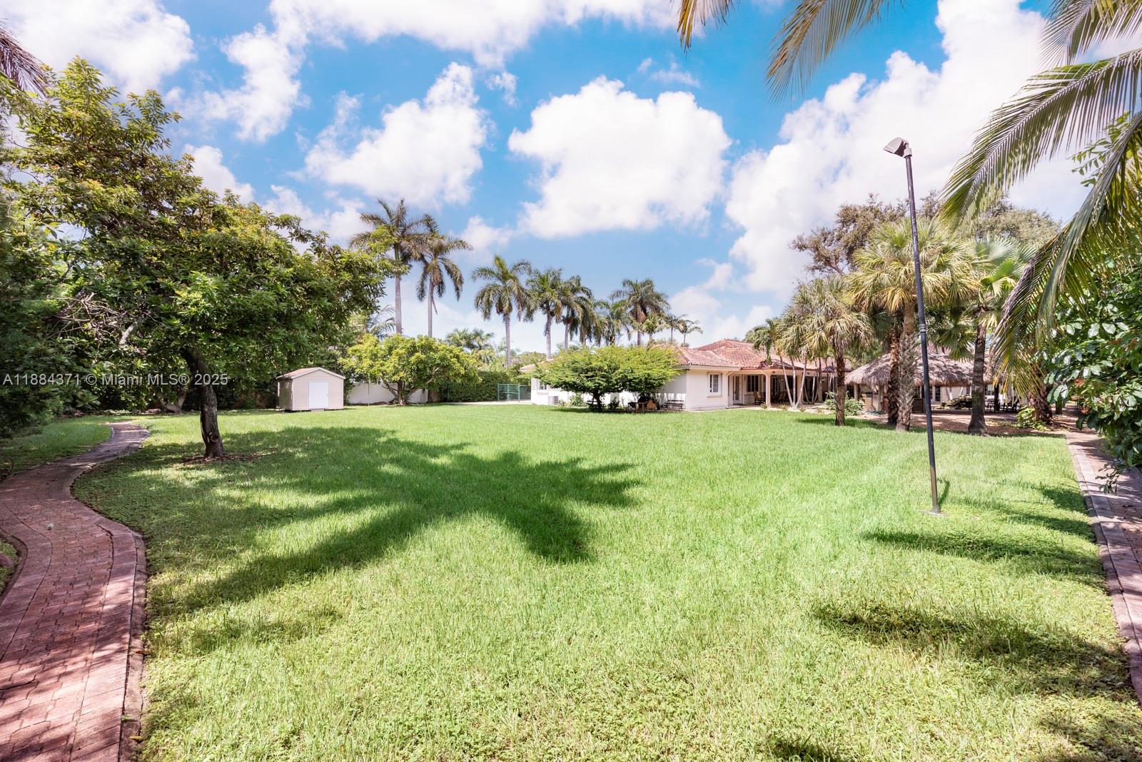 9360 Southwest 66th Street Miami, FL 33173 - Photo 35 of 64