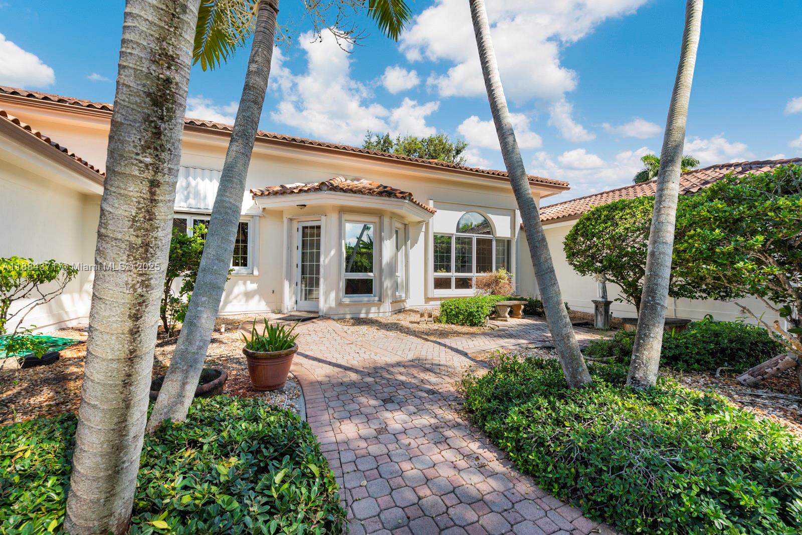 9360 Southwest 66th Street Miami, FL 33173 - Photo 41 of 64