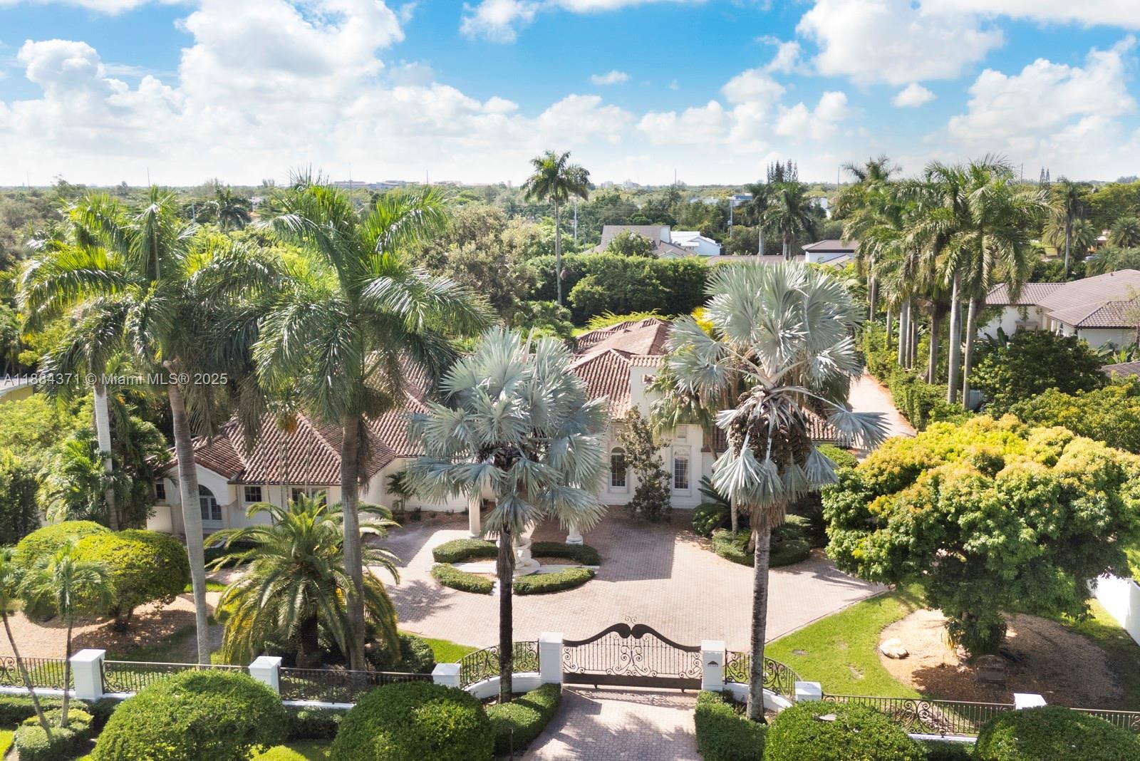 9360 Southwest 66th Street Miami, FL 33173 - Photo 54 of 64