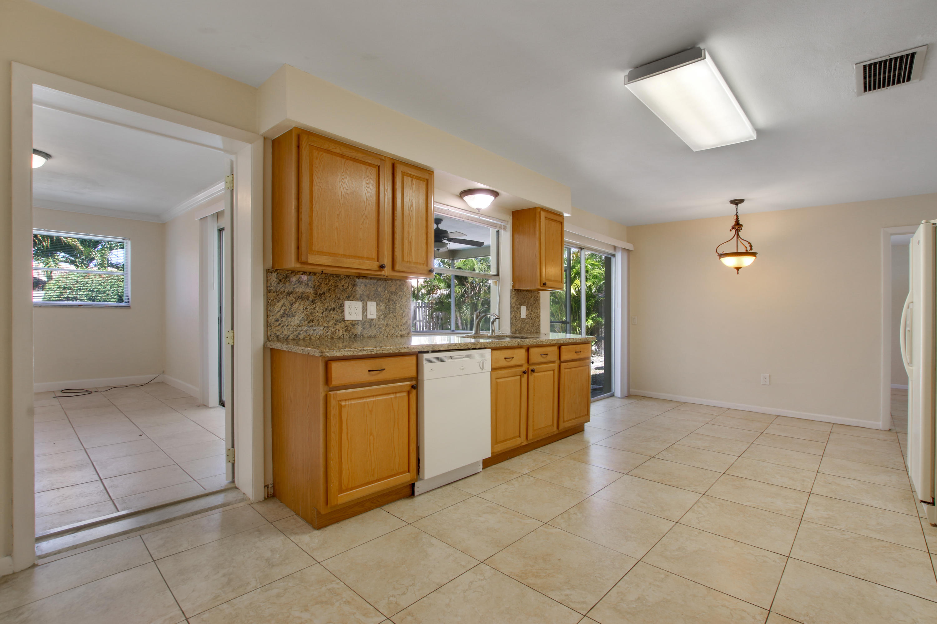 1385 West Camino Real Boca Raton, FL 33486 - Photo 12 of 22 House 2-63