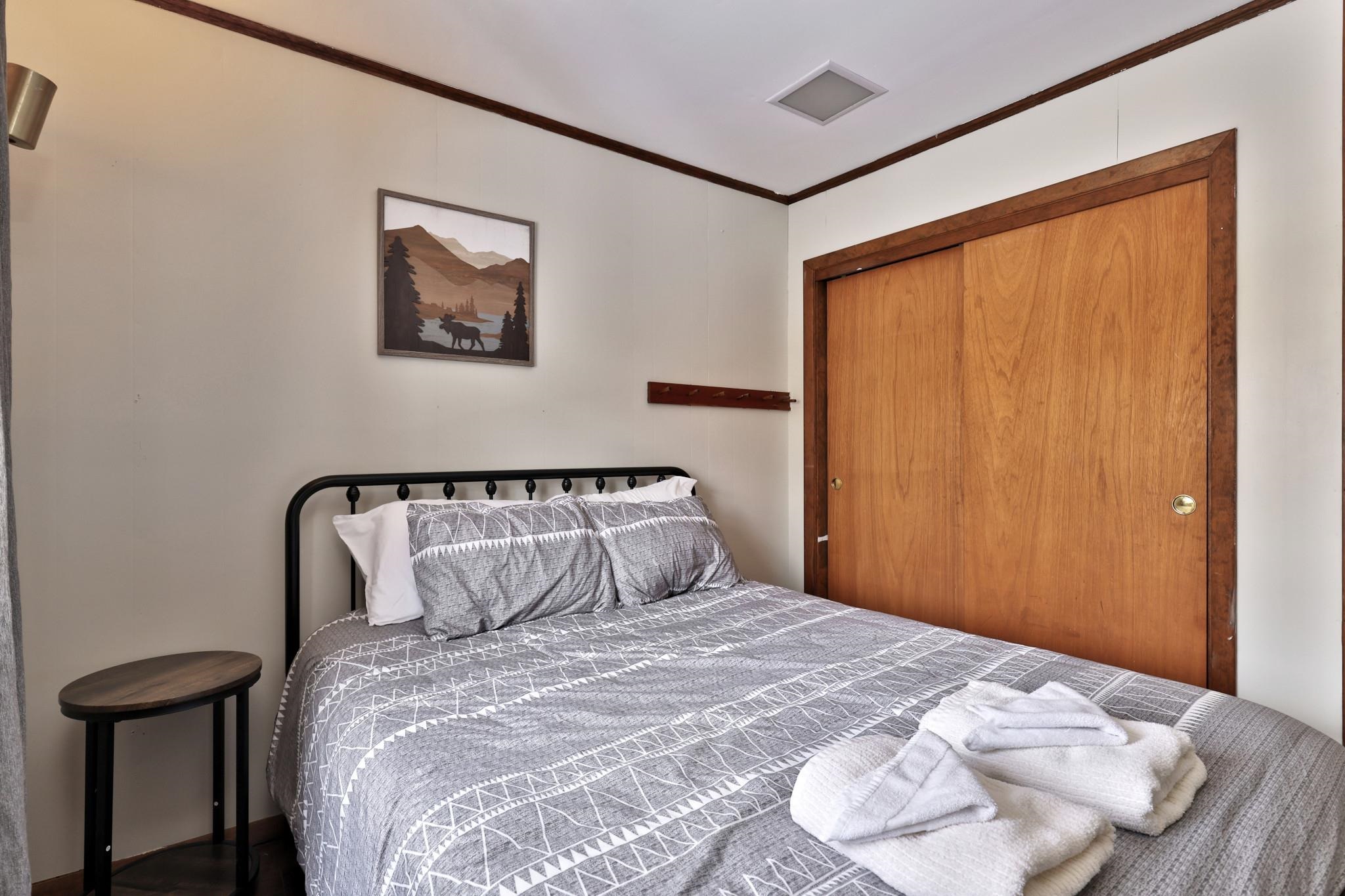 182 Upper Round Top Road, Unit E Plymouth, VT 05056 - Photo 28 of 35 Gallery Image 28