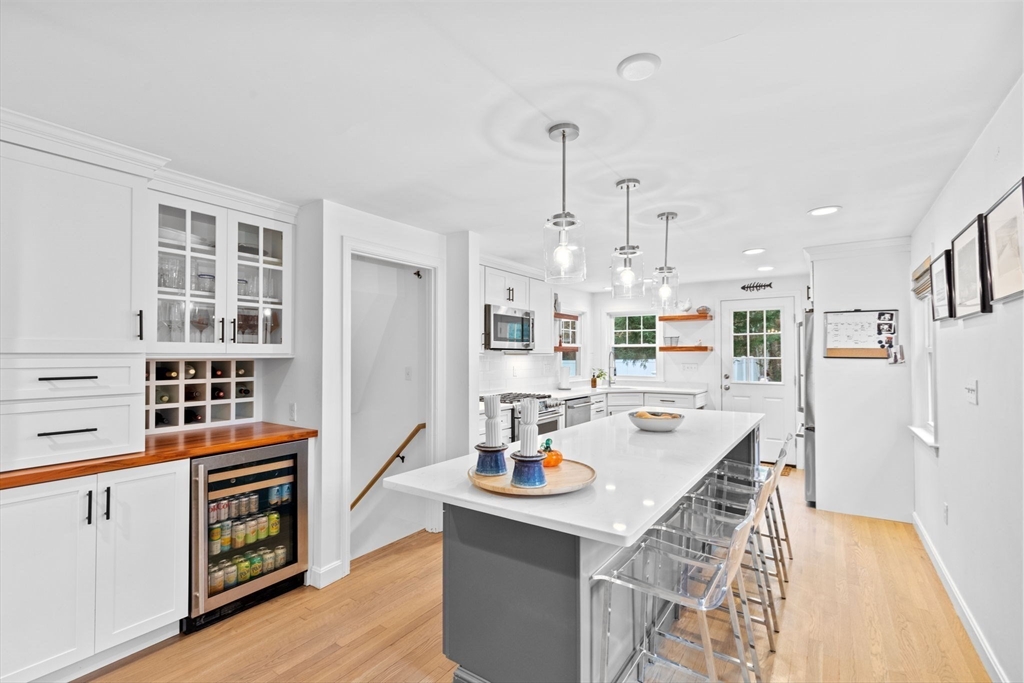 137 Spring Street Pembroke, MA 02359 - Photo 11 of 36 Gallery Image 11