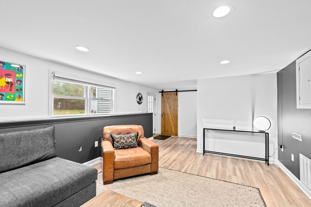 137 Spring Street Pembroke, MA 02359 - Photo 21 of 36 Gallery Image 21