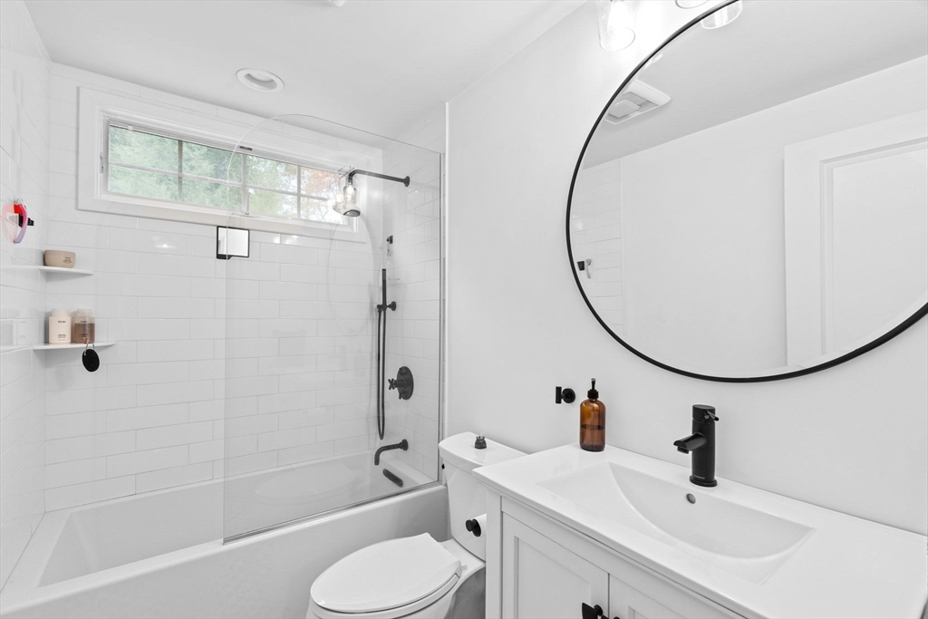 137 Spring Street Pembroke, MA 02359 - Photo 29 of 36 Gallery Image 29