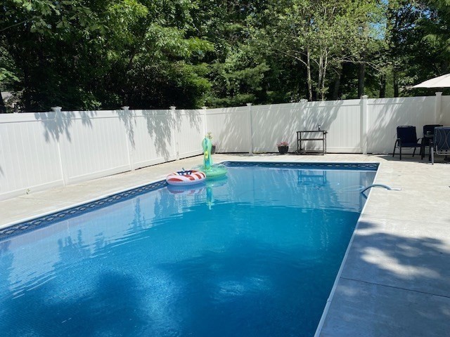 137 Spring Street Pembroke, MA 02359 - Photo 34 of 36 Gallery Image 34