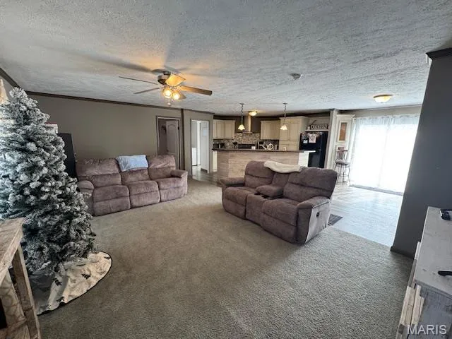 $150,000 | 407 East Fayette Avenue, Patoka, IL 62875