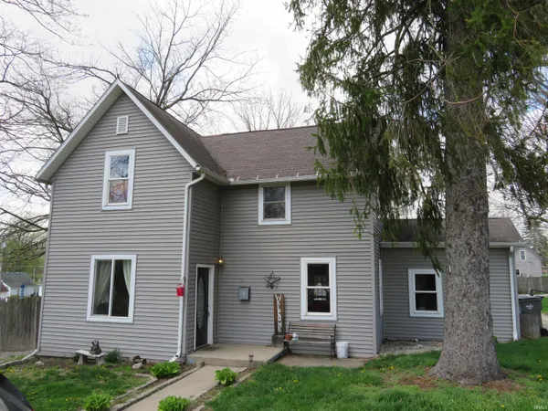 $184,900 | 200 West Washington Street, Syracuse, IN 46567