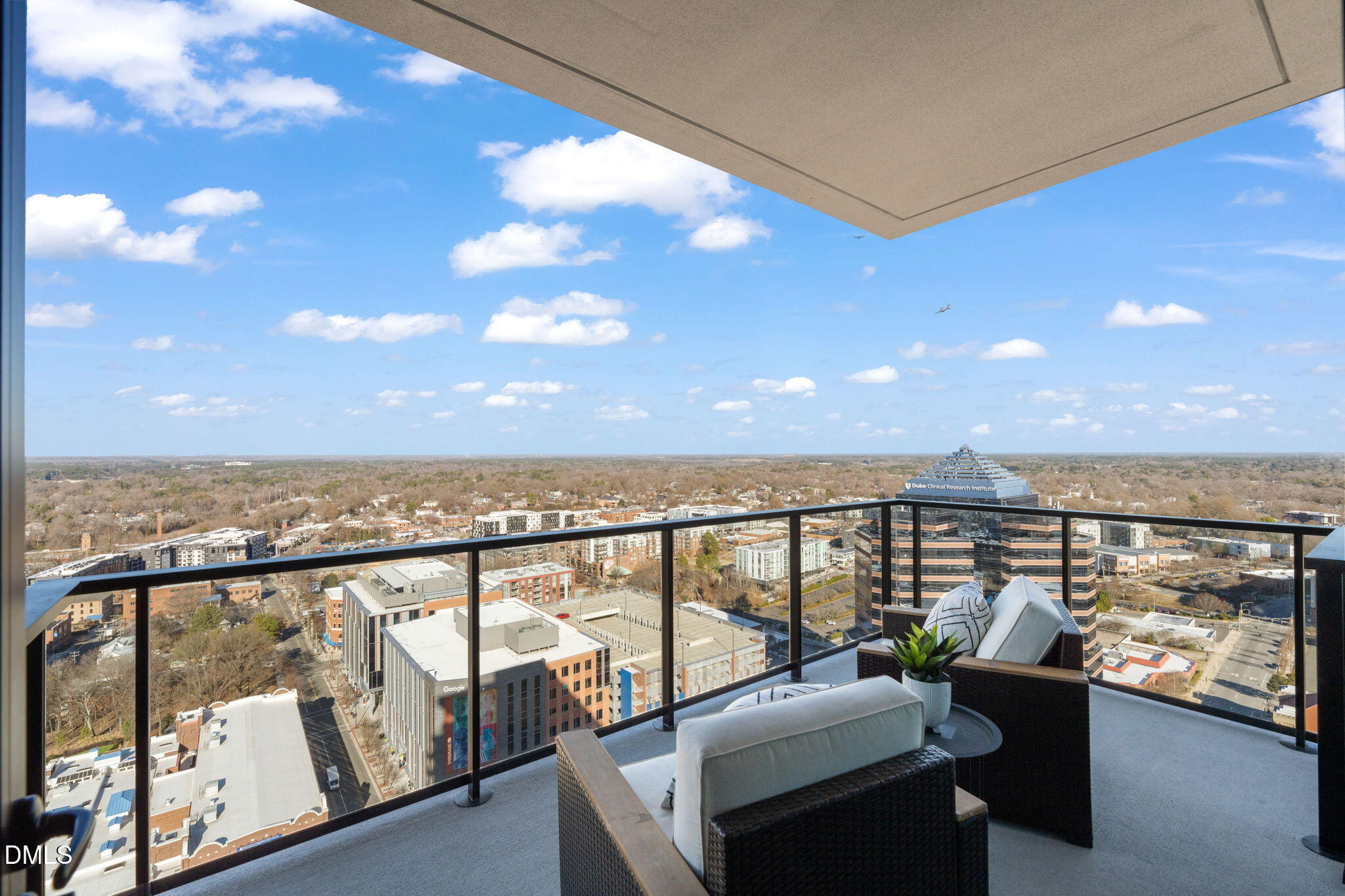 115 Morris Street, Unit 2502 Durham, NC 27701 - Photo 48 of 72 a view of a balcony with city view