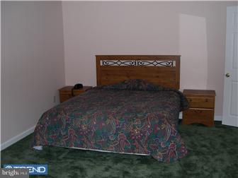 828 Susquehanna Road Philadelphia, PA 19111 - Photo 8 of 12 Gallery Image 8