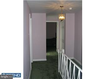 828 Susquehanna Road Philadelphia, PA 19111 - Photo 9 of 12 Gallery Image 9