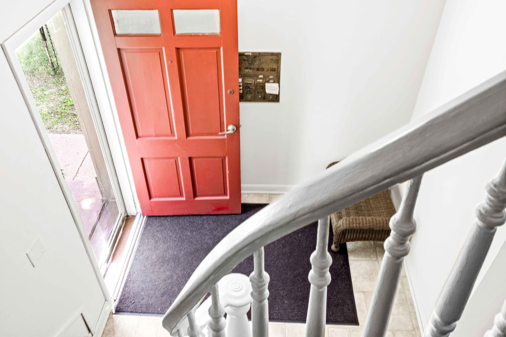 410 East Grove Street Bloomington, IL 61701 - Photo 8 of 25 a view of an entryway with seating