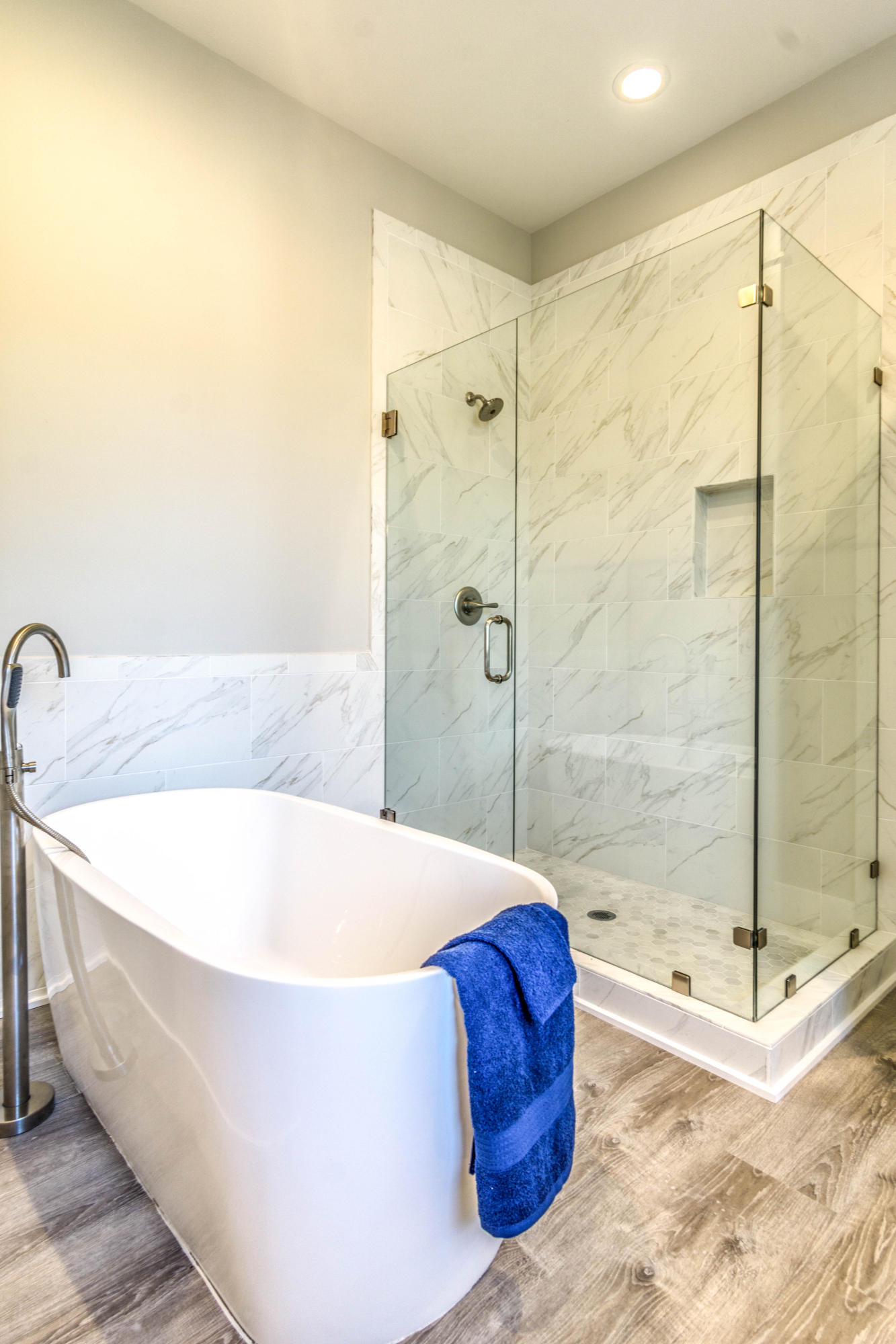 166 Cabana Trail Santa Rosa Beach, FL 32459 - Photo 9 of 62 a bathroom with a tub and shower