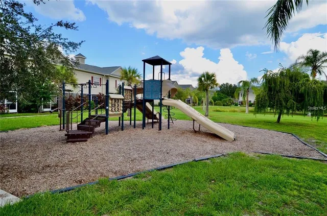 $2,299 | 7525 Plantation Circle, Bradenton, FL 34201