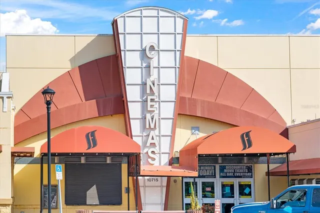 $2,299 | 7525 Plantation Circle, Bradenton, FL 34201