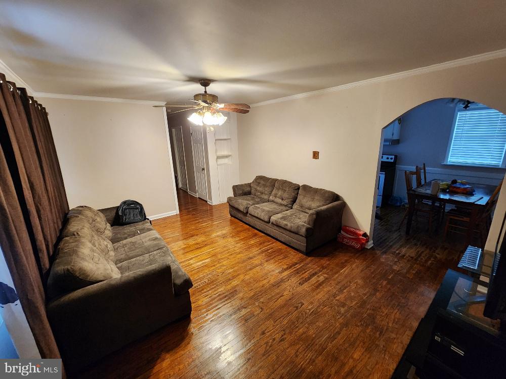 4 Croyden Road Newark, DE 19702 - Photo 4 of 15 Livingroom