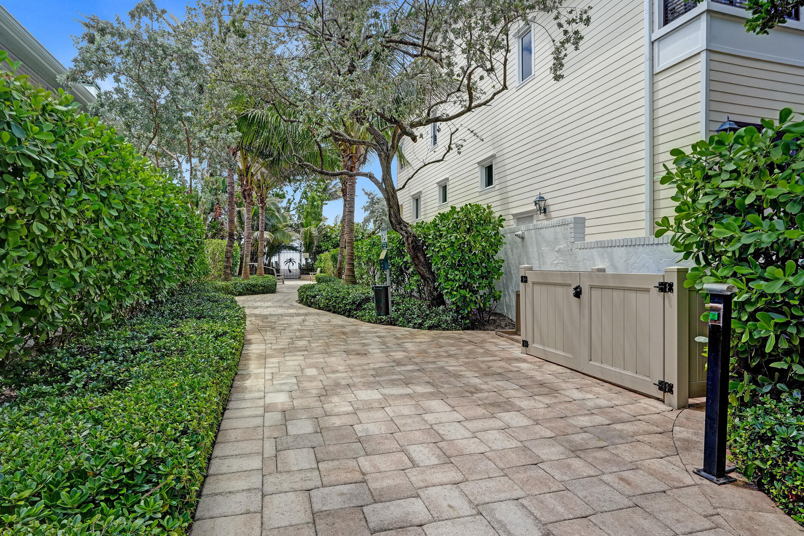 3207 Leigh Road Pompano Beach, FL 33062 - Photo 64 of 71 DSC03747