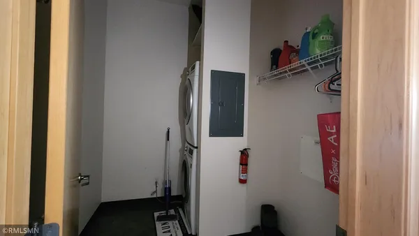 $1,650 | 2650 University Avenue West, Unit 323, St. Paul, MN 55114