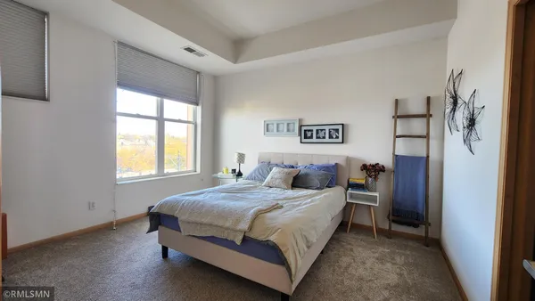 $1,650 | 2650 University Avenue West, Unit 323, St. Paul, MN 55114