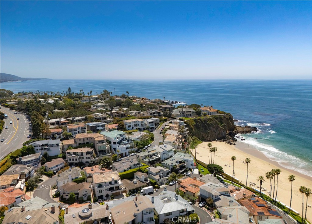 13 Emerald Bay Laguna Beach, CA 92651 - Photo 15 of 46