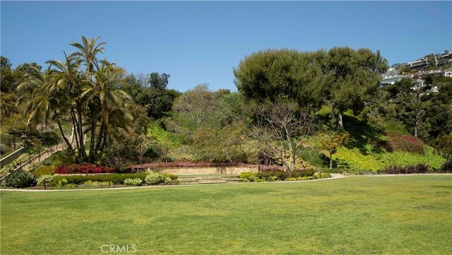 $5,250,000 | 13 Emerald Bay, Laguna Beach, CA 92651