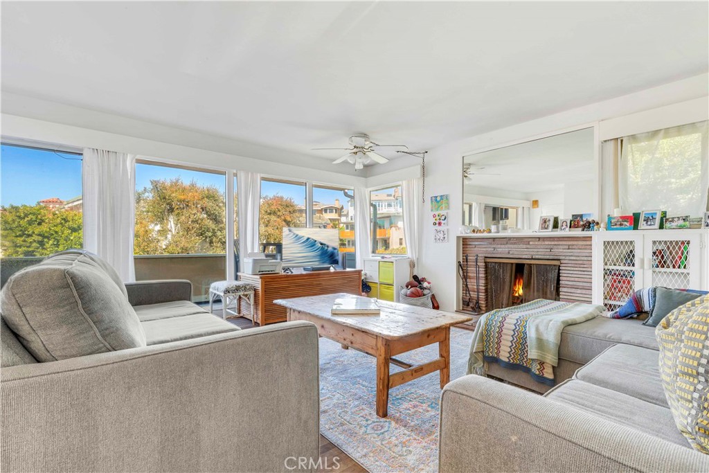 13 Emerald Bay Laguna Beach, CA 92651 - Photo 10 of 46