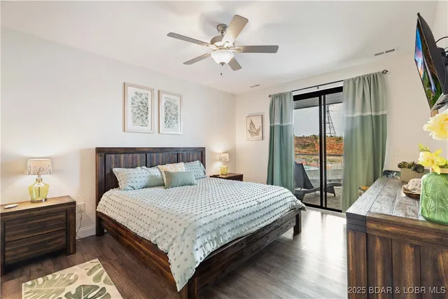 $585,000 | 1065 Topsider Lane, Unit 207, Osage Beach, MO 65065