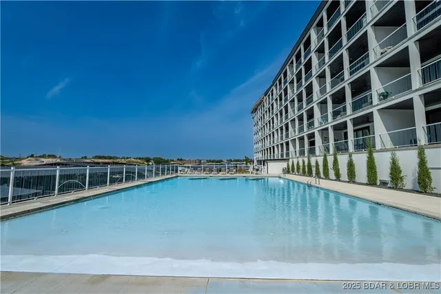 $585,000 | 1065 Topsider Lane, Unit 207, Osage Beach, MO 65065