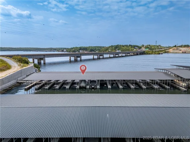 $584,000 | 1065 Topsider Lane, Unit 207, Osage Beach, MO 65065