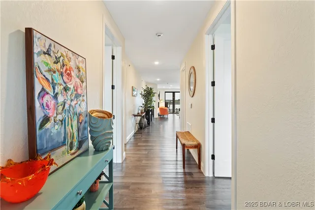 $584,000 | 1065 Topsider Lane, Unit 207, Osage Beach, MO 65065