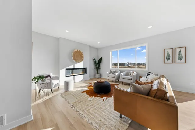 $711,405 | 1239 Ardara Ridge Road, Rosemount, MN 55068