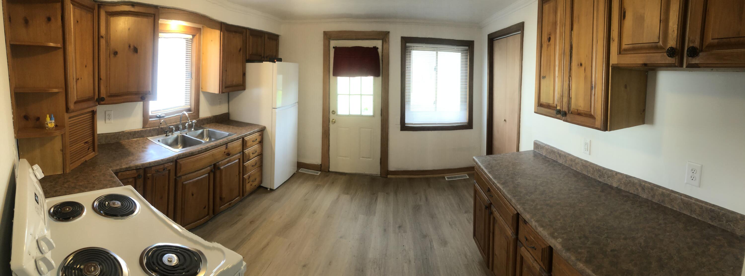 1204 Third Street Three Rivers, MI 49093 - Photo 15 of 18 IMG_7862