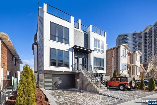 $1,229,000 | 227 Wayne Avenue, Unit 227A, Cliffside Park, NJ 07010