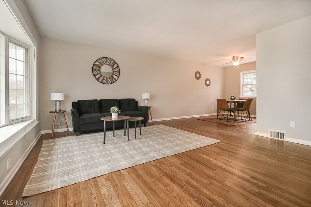 6795 Maplewood Road Parma Heights, OH 44130 - Photo 4 of 33