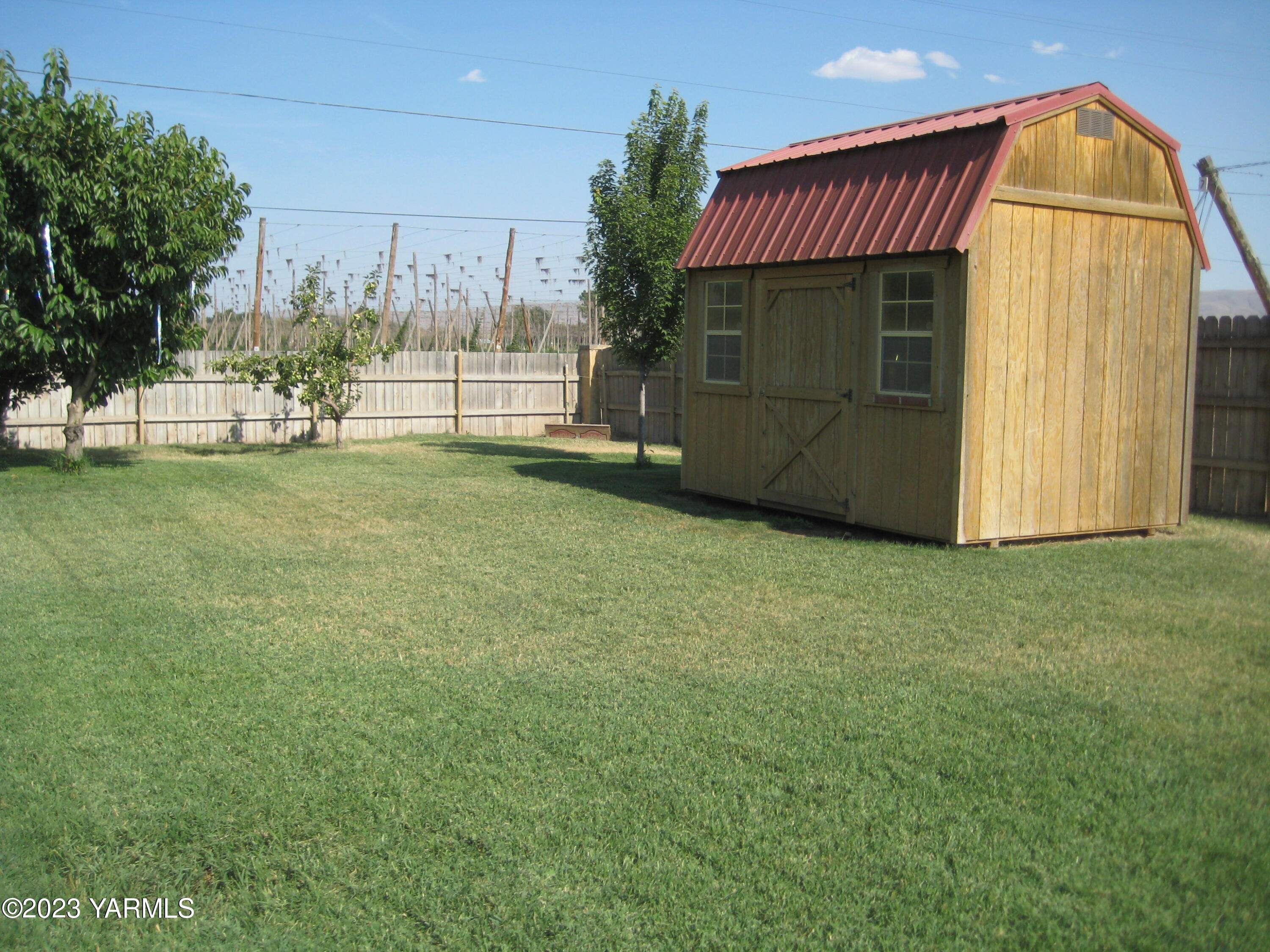 2600 South Euclid Road Grandview, WA 98930 - Photo 16 of 51 2600 S Euclid Storage Shed