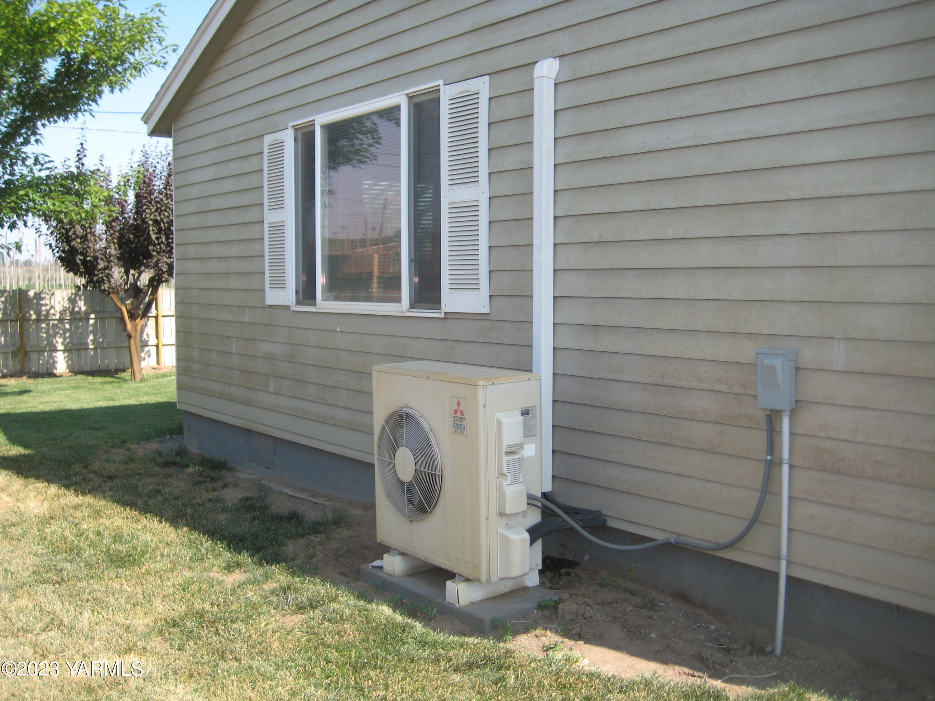 2600 South Euclid Road Grandview, WA 98930 - Photo 43 of 51 2600 S Euclid MiniSplit AC 2